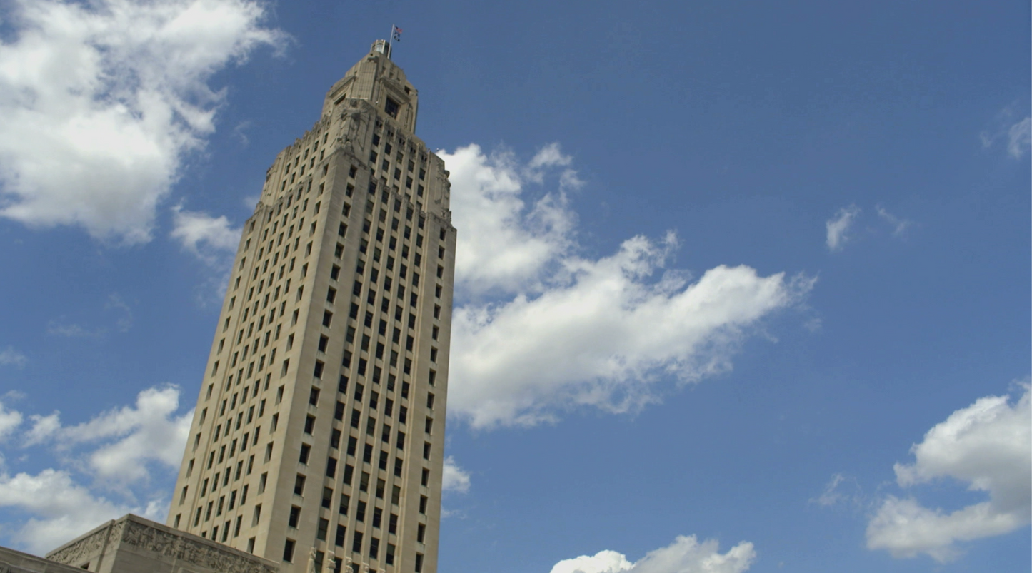 0002 Louisiana state capitol timelapse dutch angle