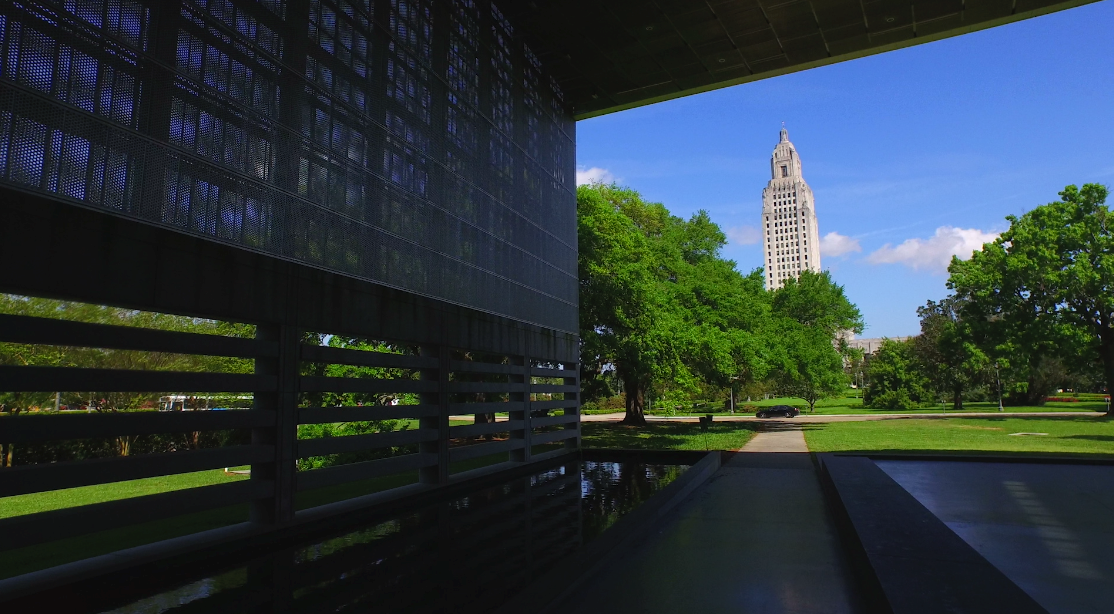0012 Epic awesome aerial dolly into Louisiana State Capitol from state museum