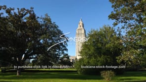 2519 Oak tree reveals Louisiana State Capitol slow motion