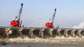 1360 two Army corps of engineers cranes removing spillway pins