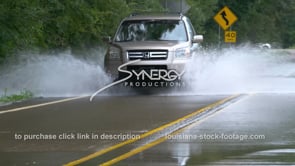 0316 SUV driving thru flooded road pulling boat cajun navy